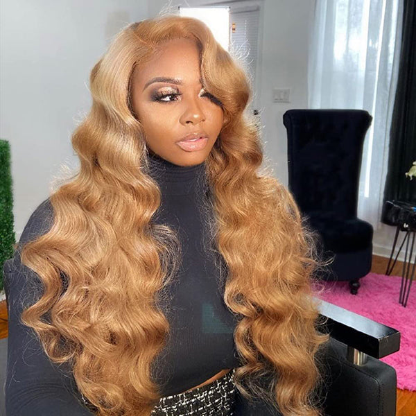 Pre Plucked Human Hair 5x5 HD Transparent Lace Closure Wig in Honey Blonde